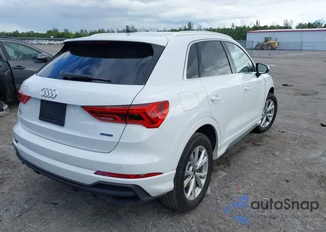 2025 Audi Q3 Premium 45 Tfsi S Line Quattro Tiptronic z USA, uszkodzony, nr VIN WA1DECF35S1031449